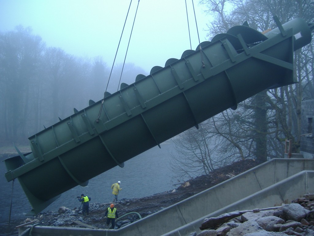 Shanes Castle Hydropower - 1st Archimedean Screw Turbine installed in Northern Ireland 